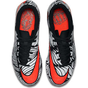 Neymar HyperVenom Phelon II Jr.