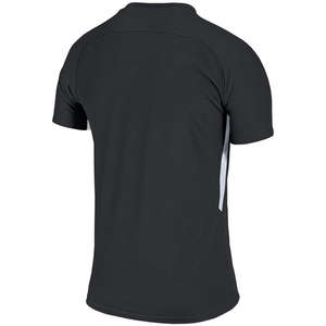Nike - 15442000